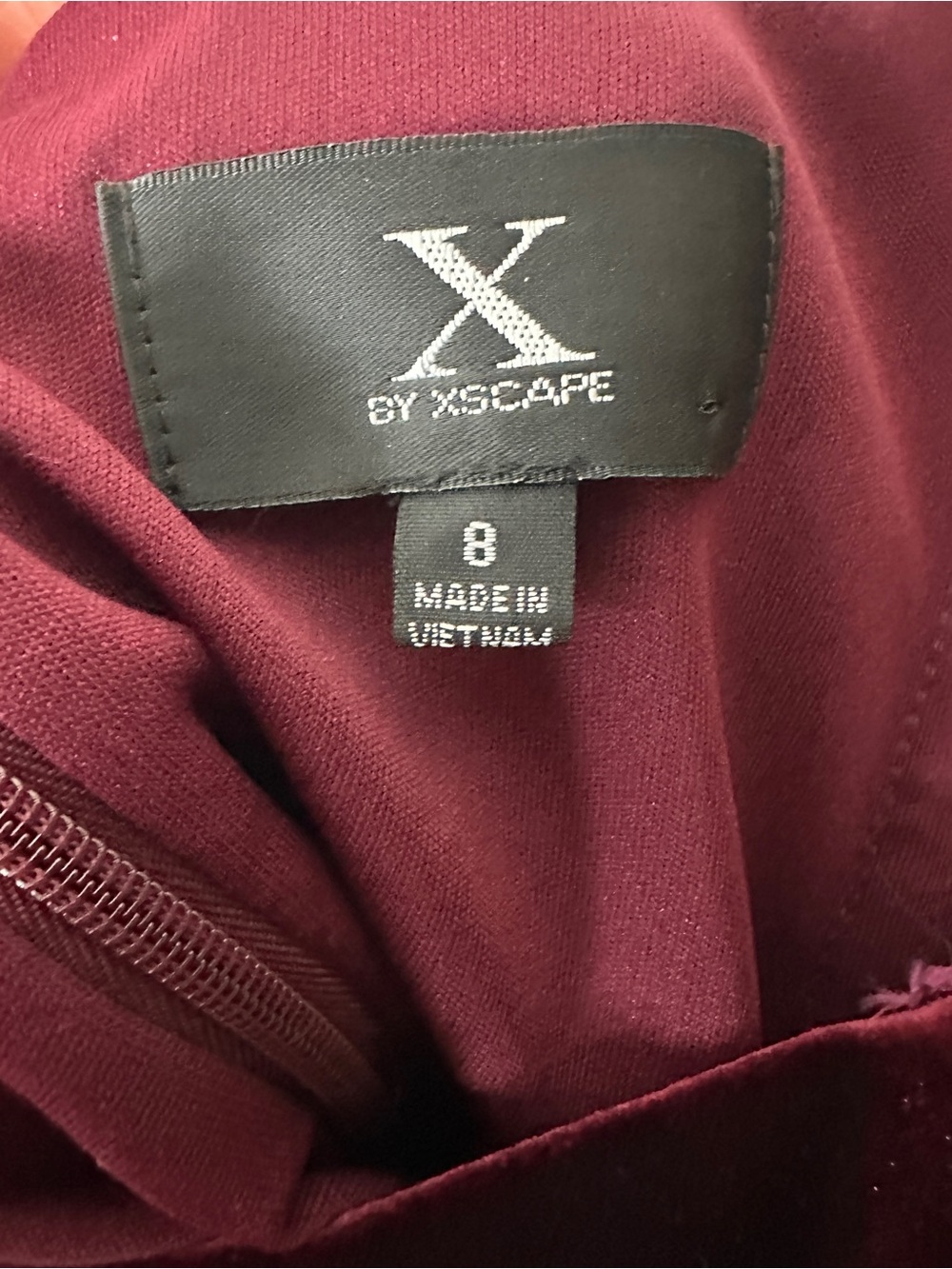 Xscape Burgundy Velvet "Jody" Cocktail Formal Party Dress Size 8 - Picture 4 of 6